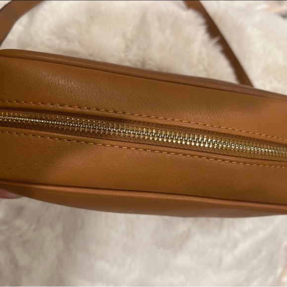 VALENTINO BY MARIO VALENTINO Mia Embossed Leather Shoulder Bag Crossbody Caramel - Picture 4 of 6